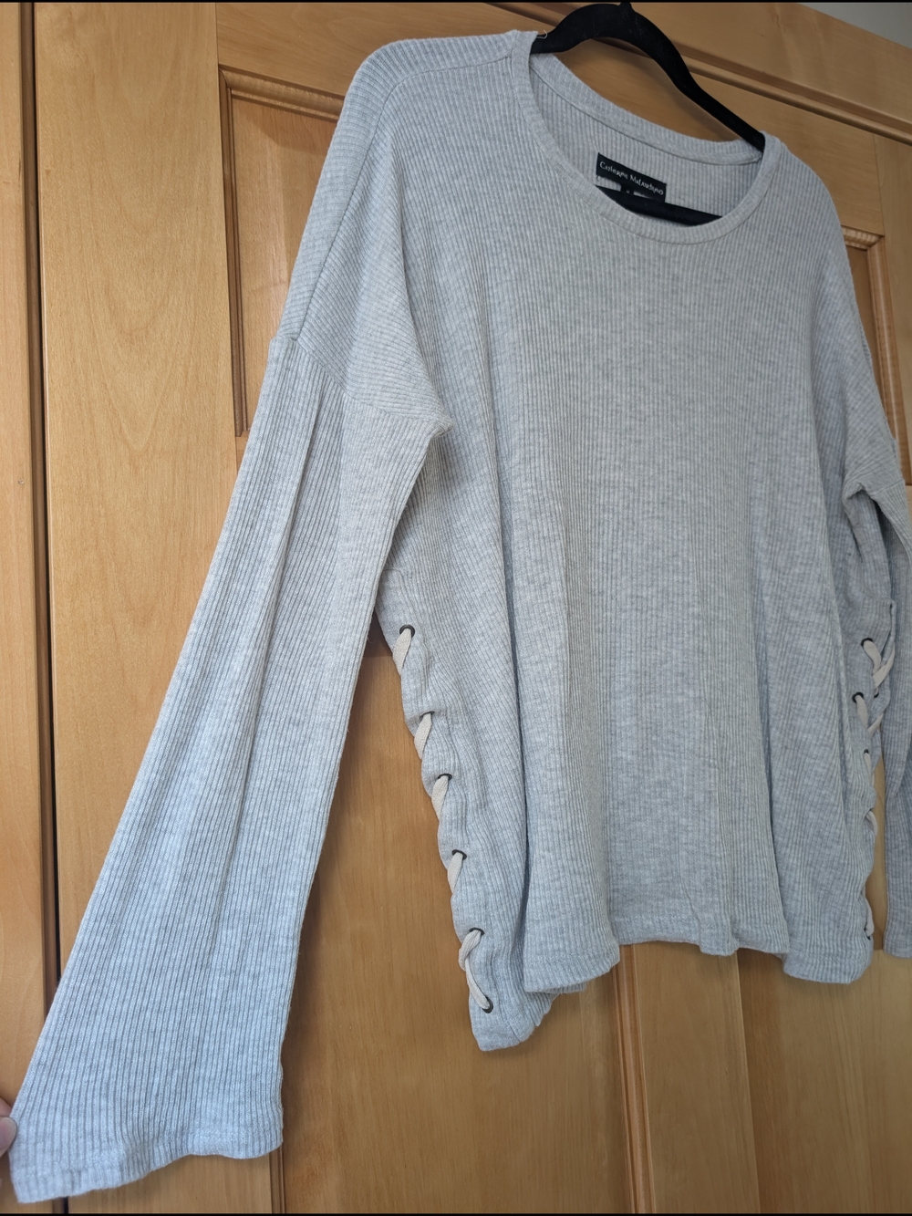 Catherine Malandrino Light Gray Ribbed Knit Long-Sleeve Top with Side Lace-Up - Picture 4 of 8
